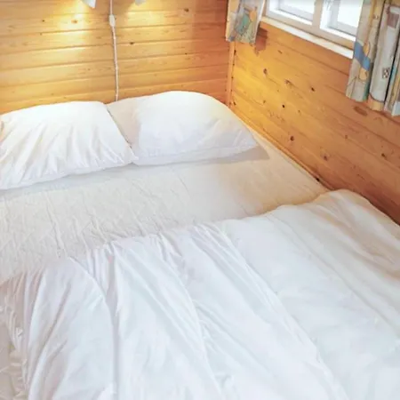 Апартаменты Cozy In With Heated Swimming Pool